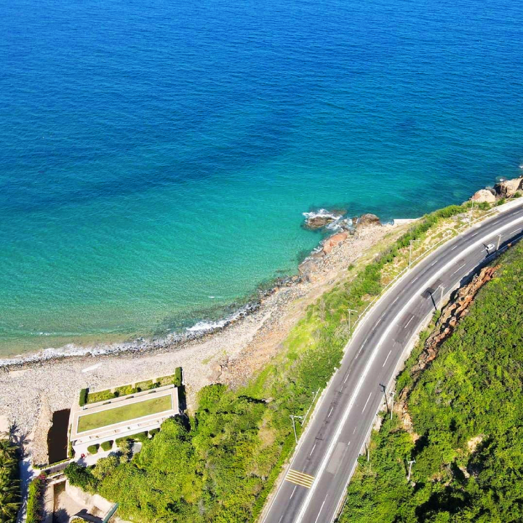 Đèo Cù Hin - Cung đường đèo biển đẹp bậc nhất Nha Trang