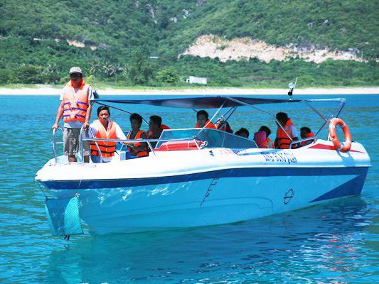 Thuê Cano Nha Trang