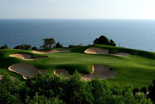 Sân golf SeaLinks Mũi Né - Bảng giá tháng 05/2025