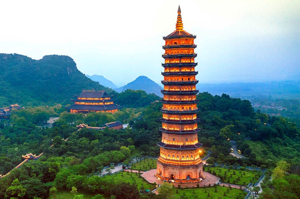 Chùa Bái Đính Tràng An Ninh Bình – Hành trình về miền đất Phật và thiên nhiên kỳ vĩ