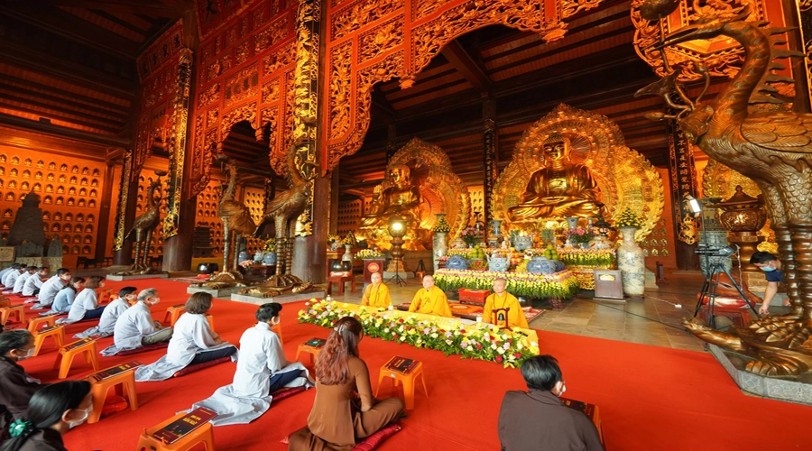 Tour Tràng An - Bái Đính 1 Ngày bao gồm Xe Điện