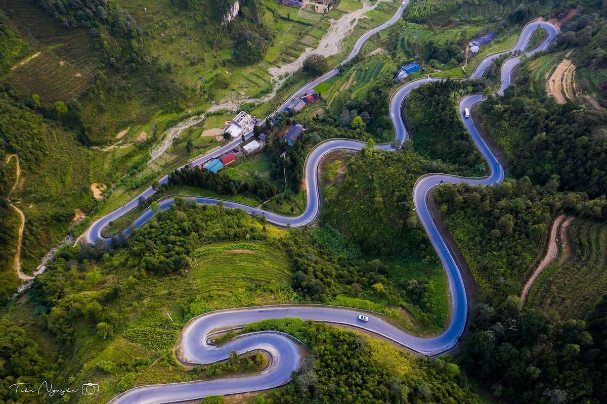 Khám phá Mã Pí Lèng - Hơi thở hoang dã giữa cao nguyên đá Hà Giang