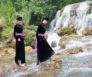 THÁC PÁC BAN (THÁC MƠ) DẢI LỤA TRẮNG GIỮA ĐẠI NGÀN