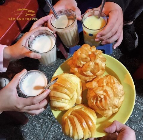 TOP 10+ món ăn vặt Đà Lạt làm say lòng du khách, kèm địa chỉ