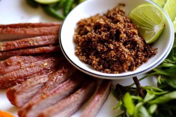 Bò một nắng - Bò 1 nắng muối kiến vàng Gia Lai | NgonGiaLai