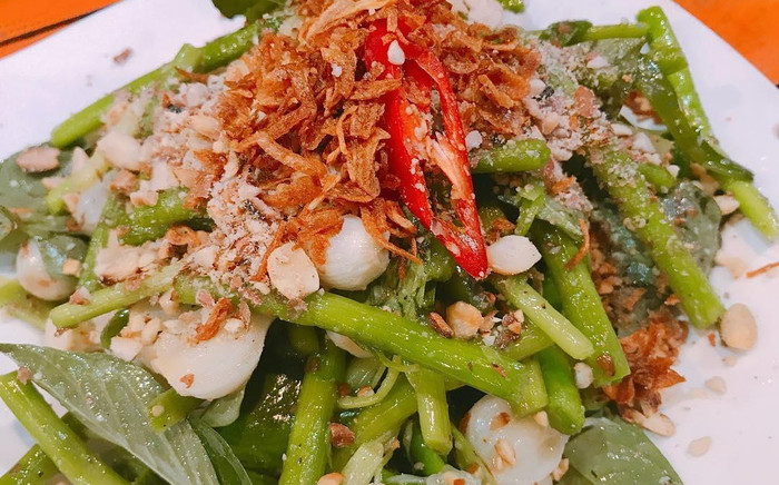 Gỏi tỏi Lý Sơn – Món ngon đặc trưng ở “vương quốc tỏi” - Saostar.vn