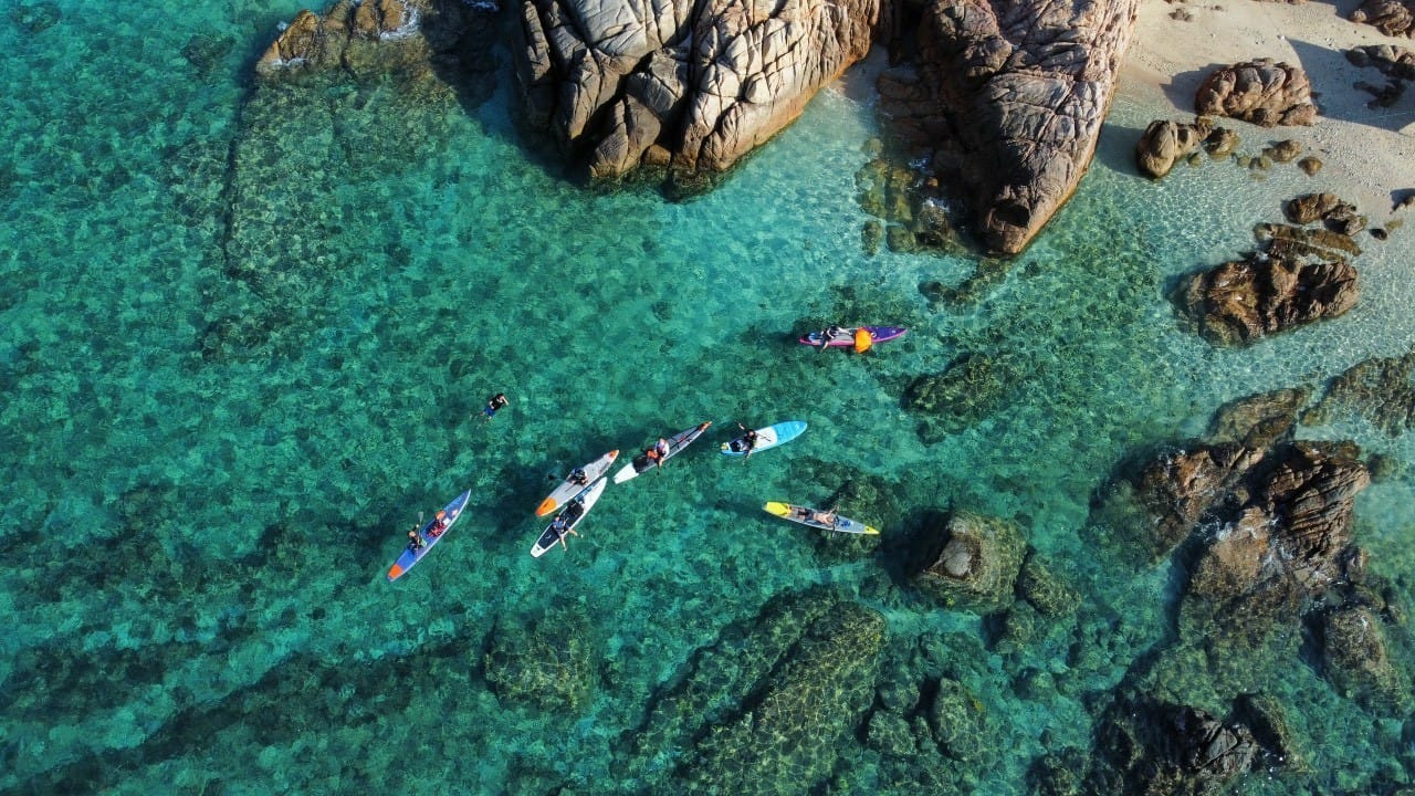 Tour Vịnh Vĩnh Hy - Tàu Đáy Kính - Lặn Ngắm San Hô - Chèo Sup