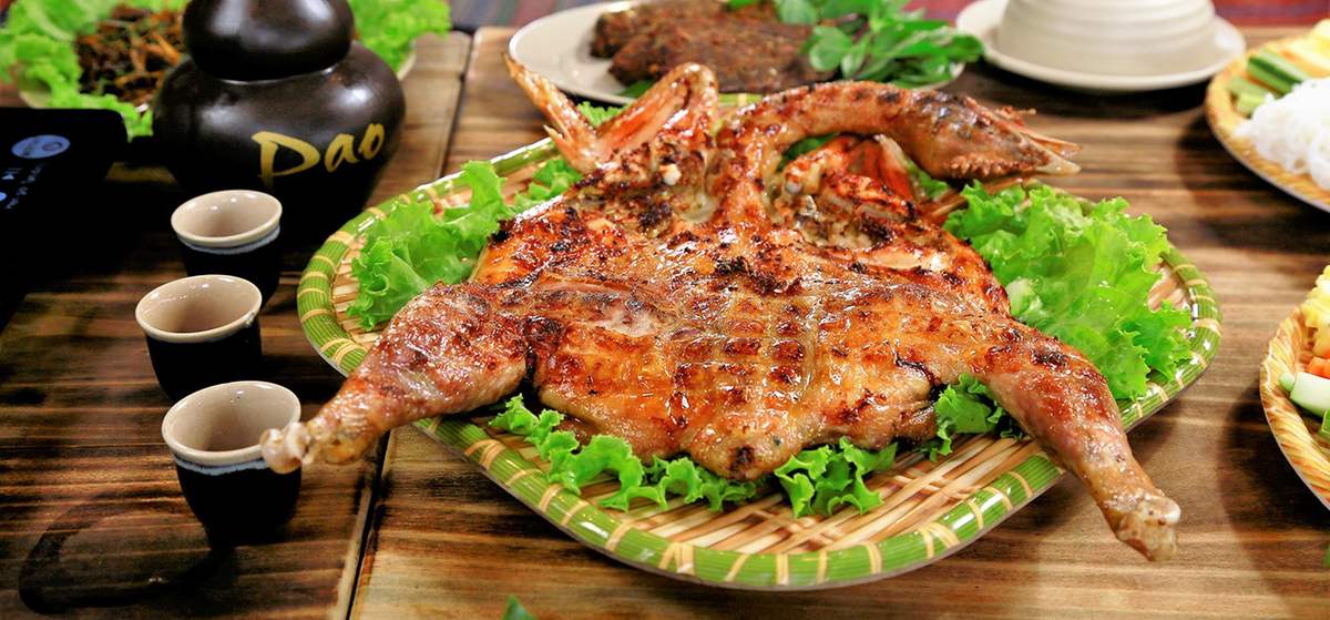 Gà nướng mắc khén chấm chẩm chẻo Mộc Châu - Ai từng ăn là nhớ mãi