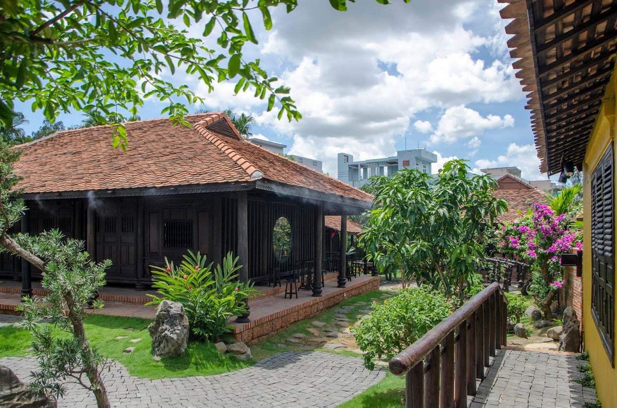 Nhà cổ Quảng Đức Xưa và vẻ đẹp hoài cổ của làng gốm cổ Quảng Đức vang bóng một thời