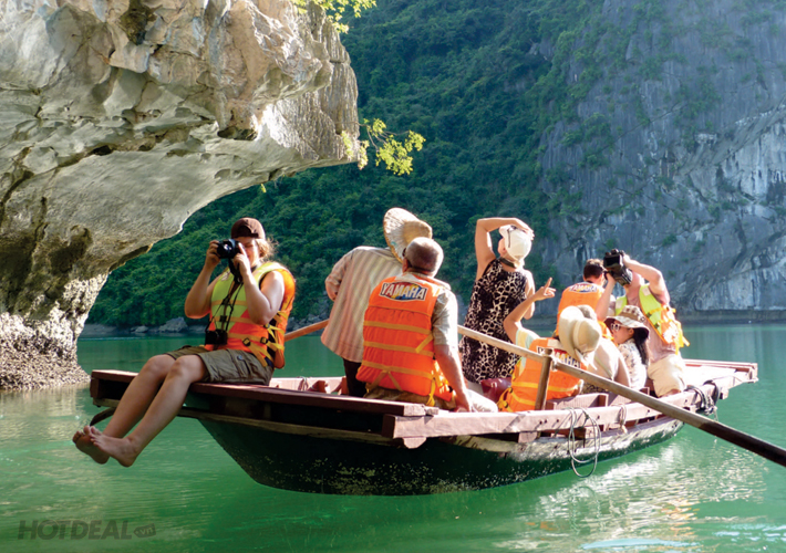 Tour Khám Phá Vịnh Hạ Long – Làng Chài Vung Viêng, Ngủ Tàu, Chèo Kayak, Câu Mực 2N1Đ – Dành Cho 1 Người Tỉnh thành khác