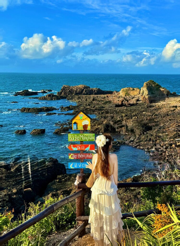 Bãi đá Móng Rồng (Bãi đá Cầu Mỵ) – Kỳ quan đá giữa biển trời Cô Tô